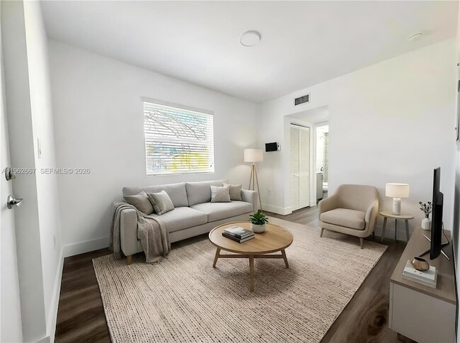 Photo - 1710 NW 1st Ct Apartment