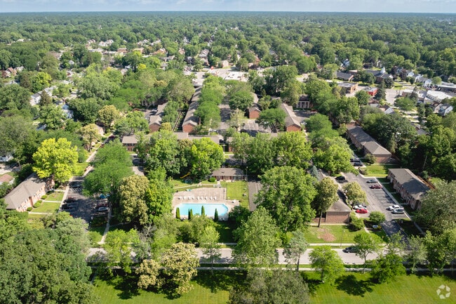 Aerial Photo - Jamestown Apartments & Townhomes