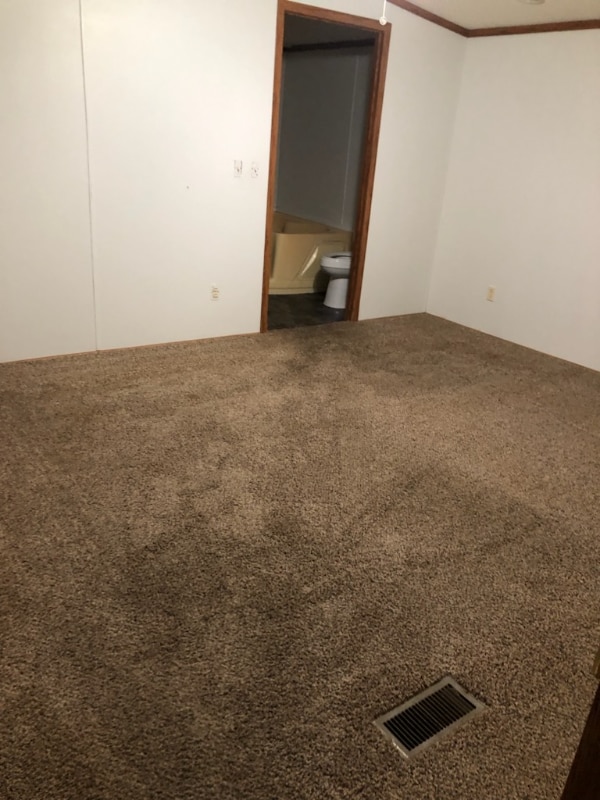 Building Photo - 5811 487 E