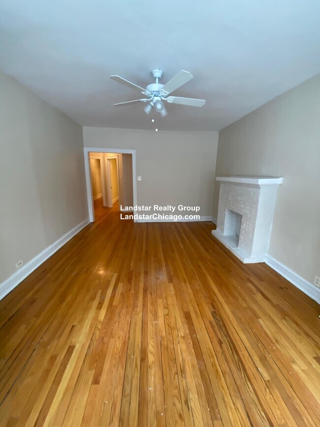 Building Photo - 804 Seward St