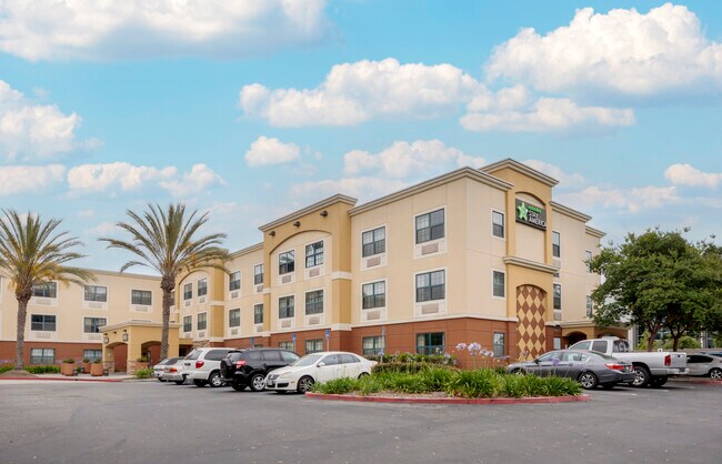 Foto del edificio - Furnished Studio-Orange County - Huntington Beach