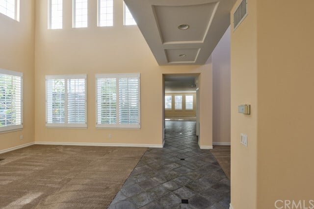 Building Photo - 16 Canyonwood