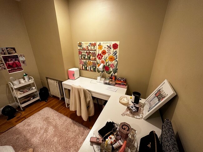 Building Photo - 328 St Paul St