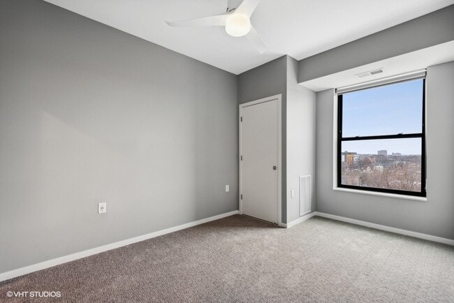 Interior Photo - Lago Apartments