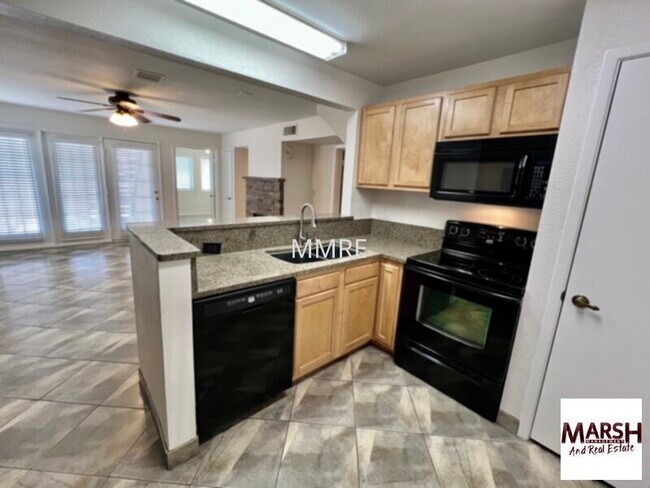 Foto del edificio - Great 2 bedroom, single story condo in Mesa with community pool!!