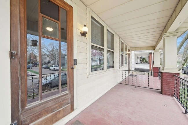 Building Photo - 1289 City Park Ave