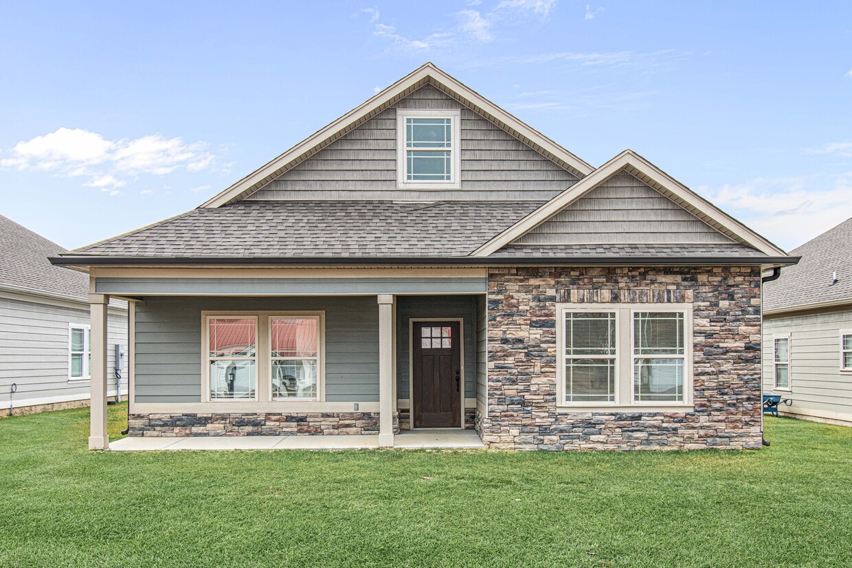 Foto principal - 94 Suntrust Dr