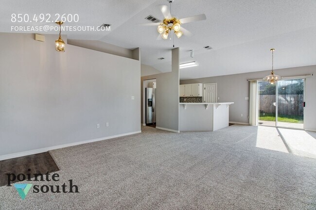 Building Photo - 987 John Wayne Cir