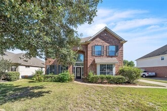 Building Photo - 17426 Memorial Blossom Dr