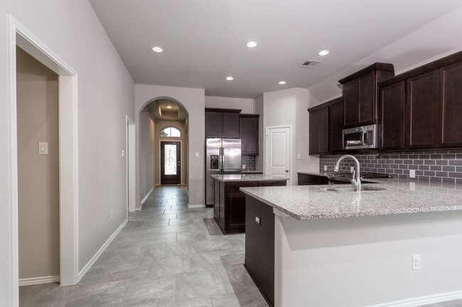 Foto del edificio - Comfort Meets Style – 3BR/2BA Home in Manor!