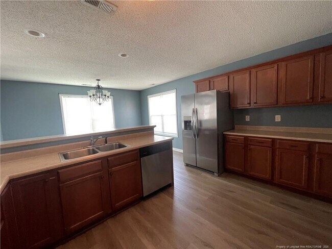 Foto del edificio - 1413 Avoncroft Dr