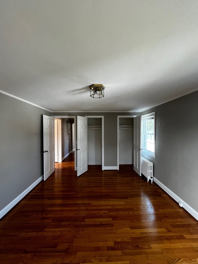 School Street Apartments 2533 School St Glastonbury, CT 06033