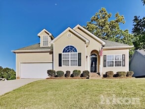 Building Photo - 167 Tanners Mill Rd