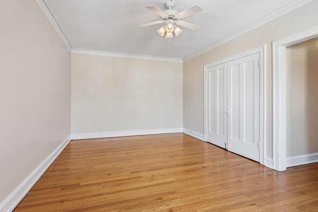 Foto del edificio - 1919 W Estes Ave