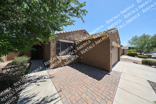 Foto del edificio - 29537 N Smokey Ln