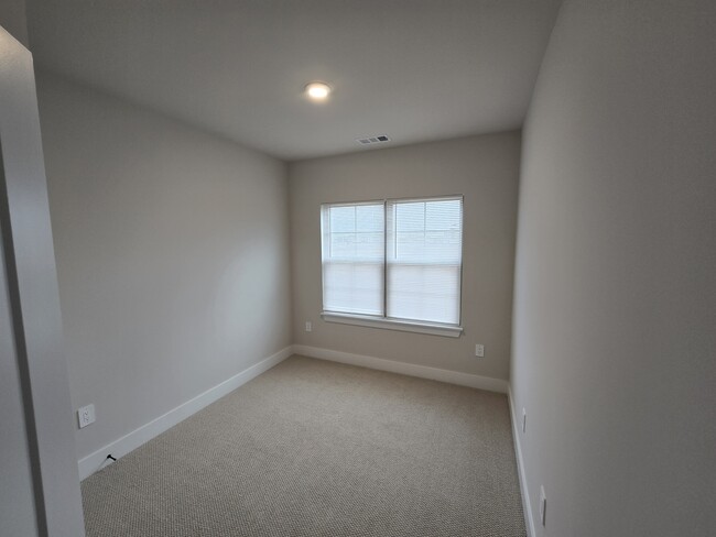 Foto del edificio - 2615 Wilkinson Pike