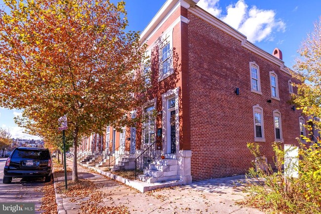 Building Photo - 2942 E Fayette St