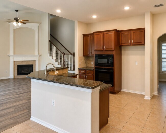 Foto del edificio - 3511 Cedar Hill Ct