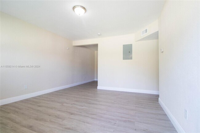 Foto del edificio - 429 NW 9th Ave