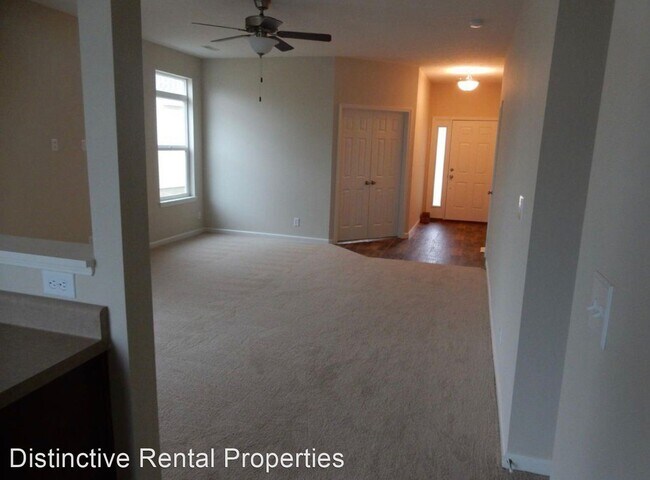 Building Photo - 3 br, 2 bath House - 2142 Rutherford Dr