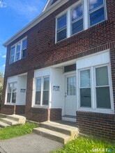 Building Photo - 23 Highland Ave
