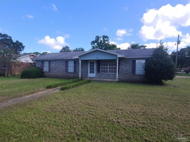 Building Photo - 2807 Tupelo Ave
