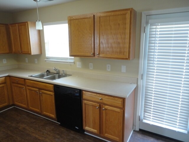 Foto del edificio - 3961 Tyler Bluff Ln