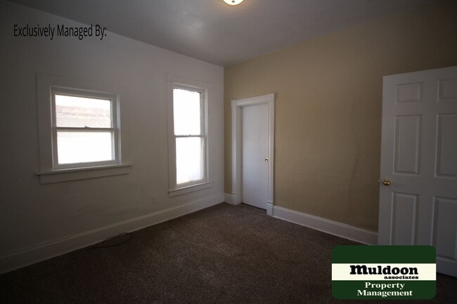 Building Photo - Take a look at this Cute Home! Available Soon