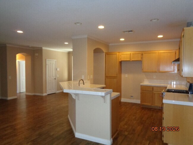 Building Photo - 42944 Edson Ave