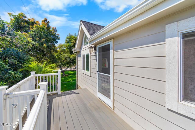 Foto del edificio - 155 Mesa Dr