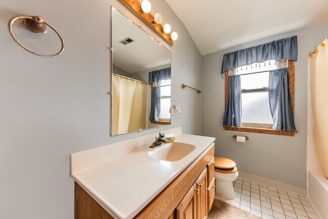 Foto del edificio - 5408 S Merrimac Ave