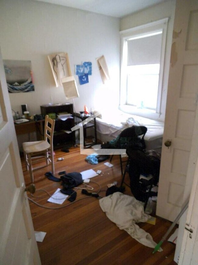 Foto del edificio - 3split bed1bath in Brighton is available in 9/1