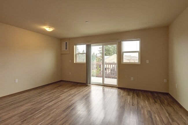 Building Photo - Ambaum Place