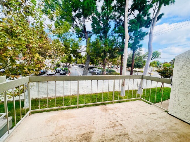 Building Photo - 225 S San Dimas Canyon Rd