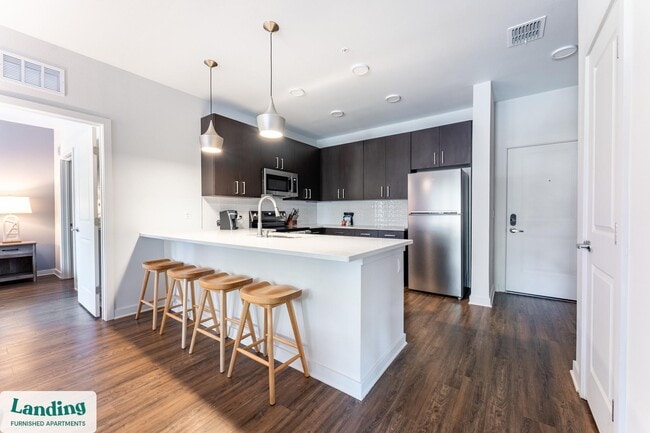 Building Photo - 1225 Utica Dr