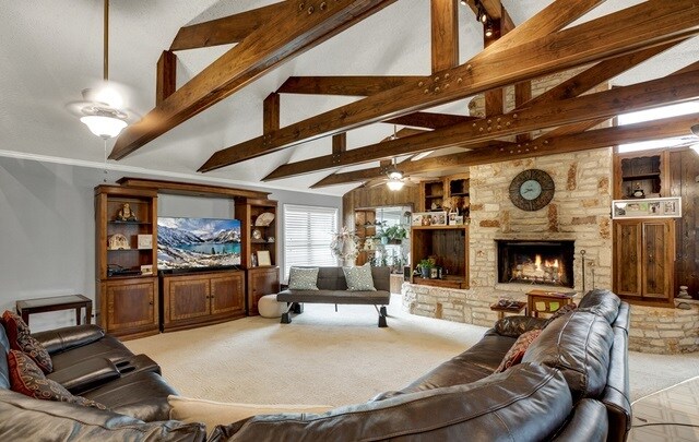 Foto del edificio - 1010 Country Oak Dr