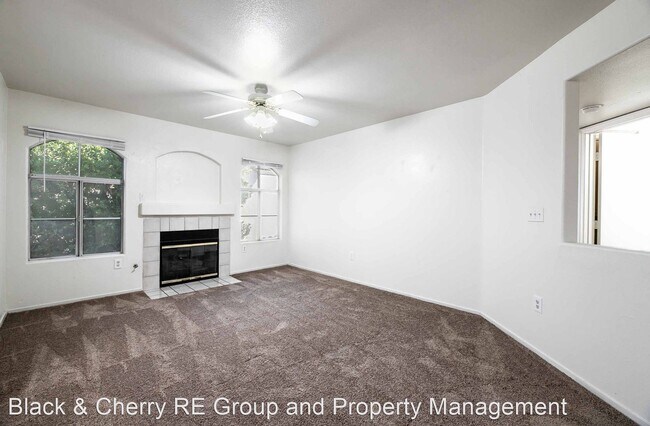 Foto del edificio - 2 br, 2 bath House - 4555 E Sahara Avenue ...