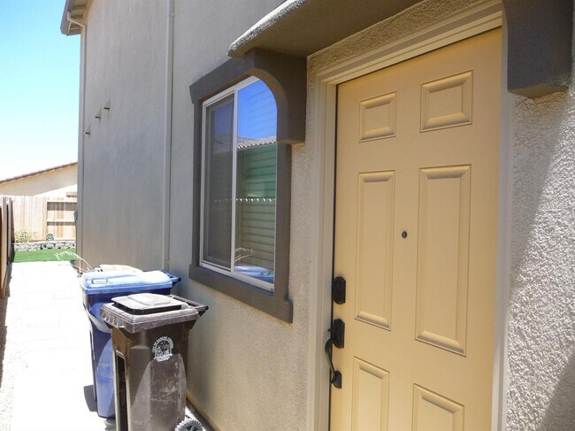 Foto del edificio - 12711 Thorntonhall Dr