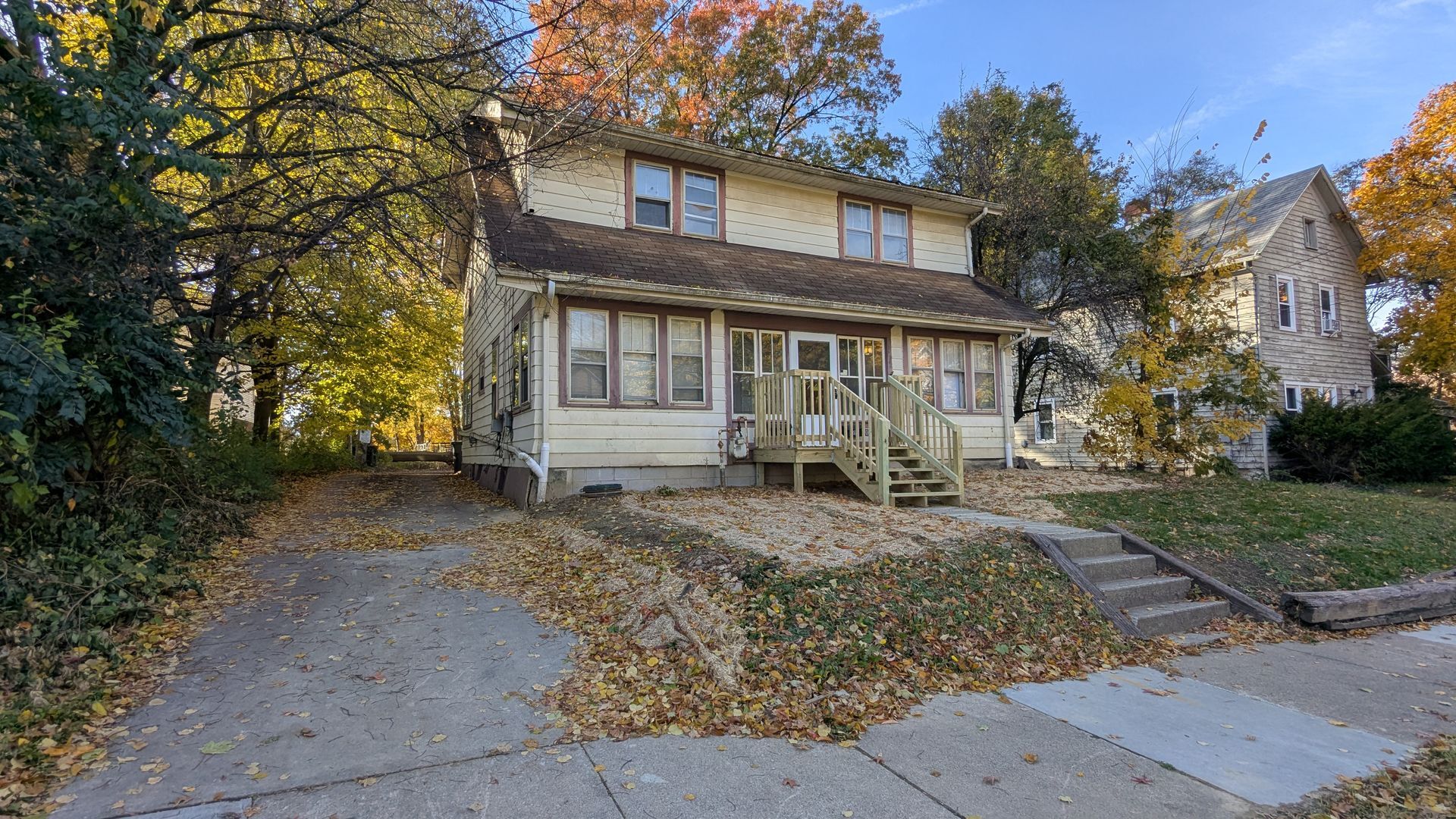 590 Sherman St Akron, OH 44311 – photo 2