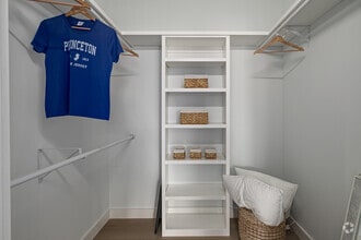 2BR, 2BA - 1,201SF - Walk-in Closet - The Alice