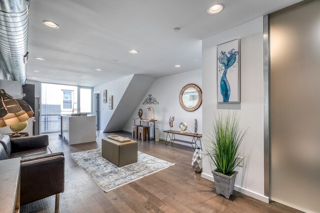 Foto del edificio - 629 W Oxford St