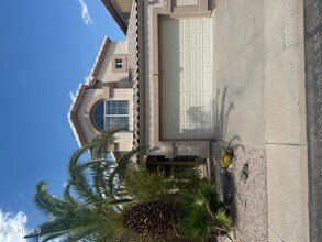 Building Photo - 2110 E Saltsage Dr