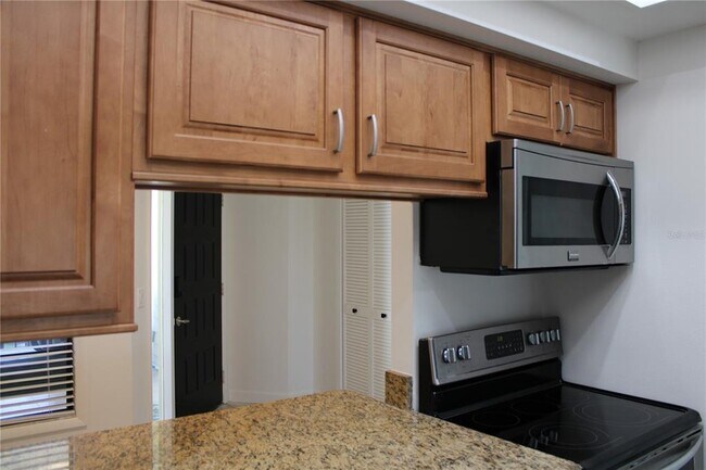 Foto del edificio - 4204 126th St W
