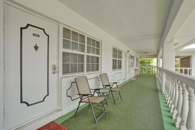 Foto del edificio - 5203 NE 24th Terrace