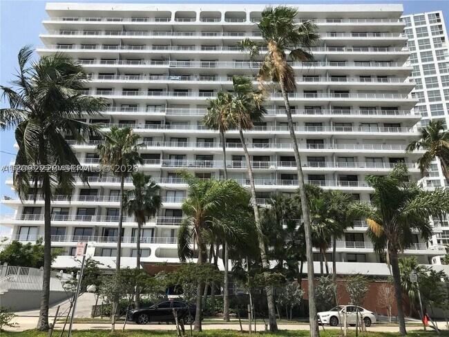 Foto del edificio - 200 SE 15th Rd