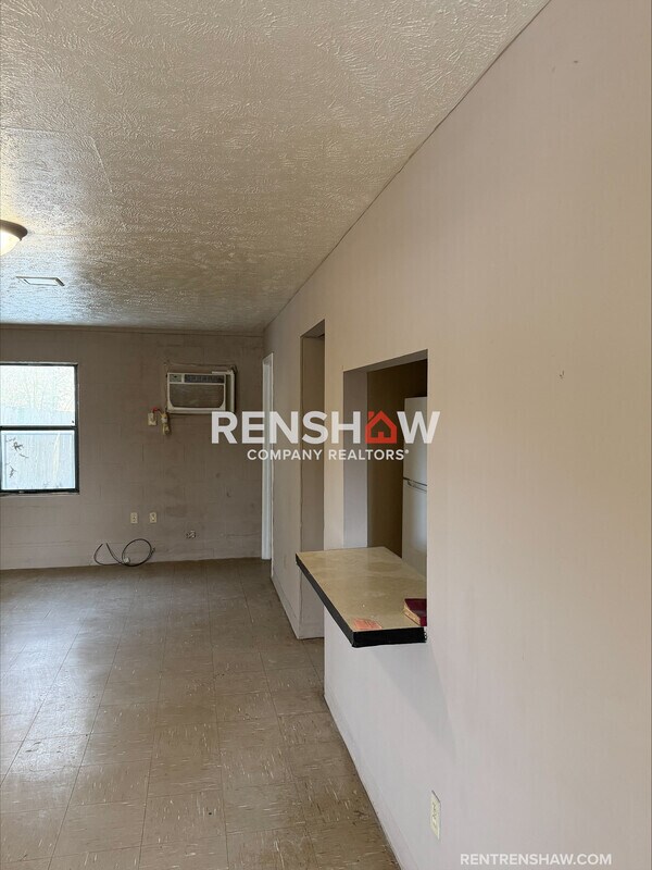 Foto del edificio - 118 Rosewood Cir
