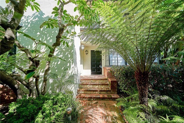 Foto del edificio - 10830 Lindbrook Dr