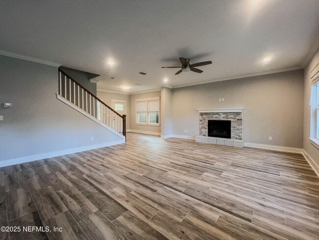 Foto del edificio - 4325 Appleton Ave