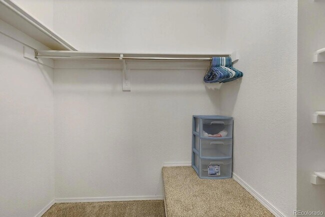 Foto del edificio - 6457 McNichols Ct