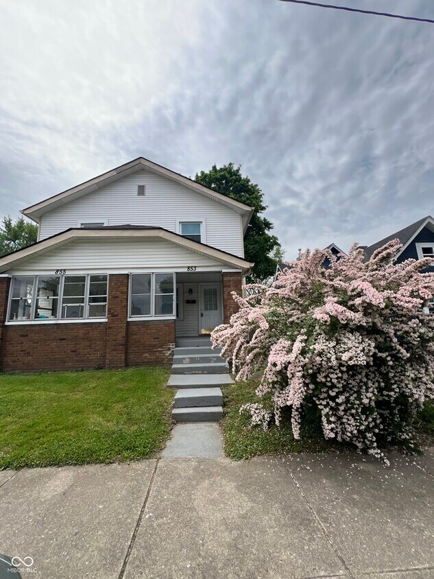 Primary Photo - 855 Lincoln St
